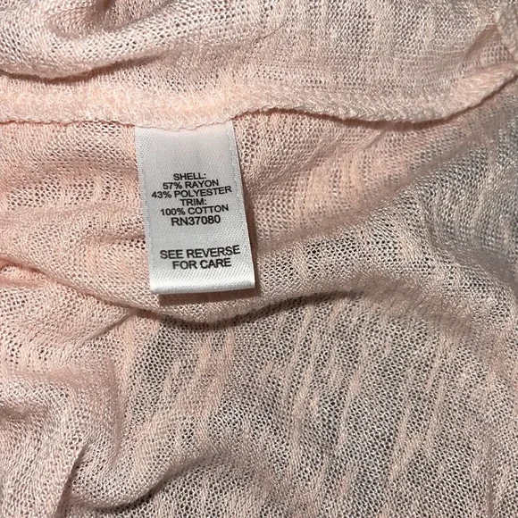 3/$15. Bundle sale Catos Peach cap sleeve L t shirt with fringe hem - Picture 4 of 10